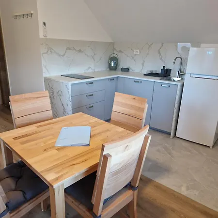 شقة Linden Retreat With Sauna Spodnje Mestinje