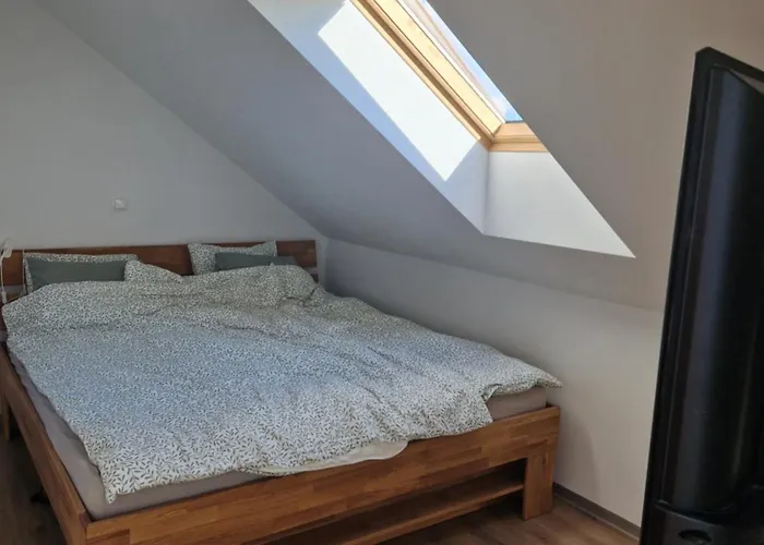 Linden Retreat With Sauna Appartement *