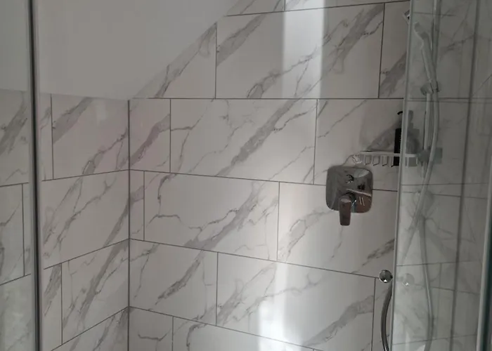 Linden Retreat With Sauna Appartement *